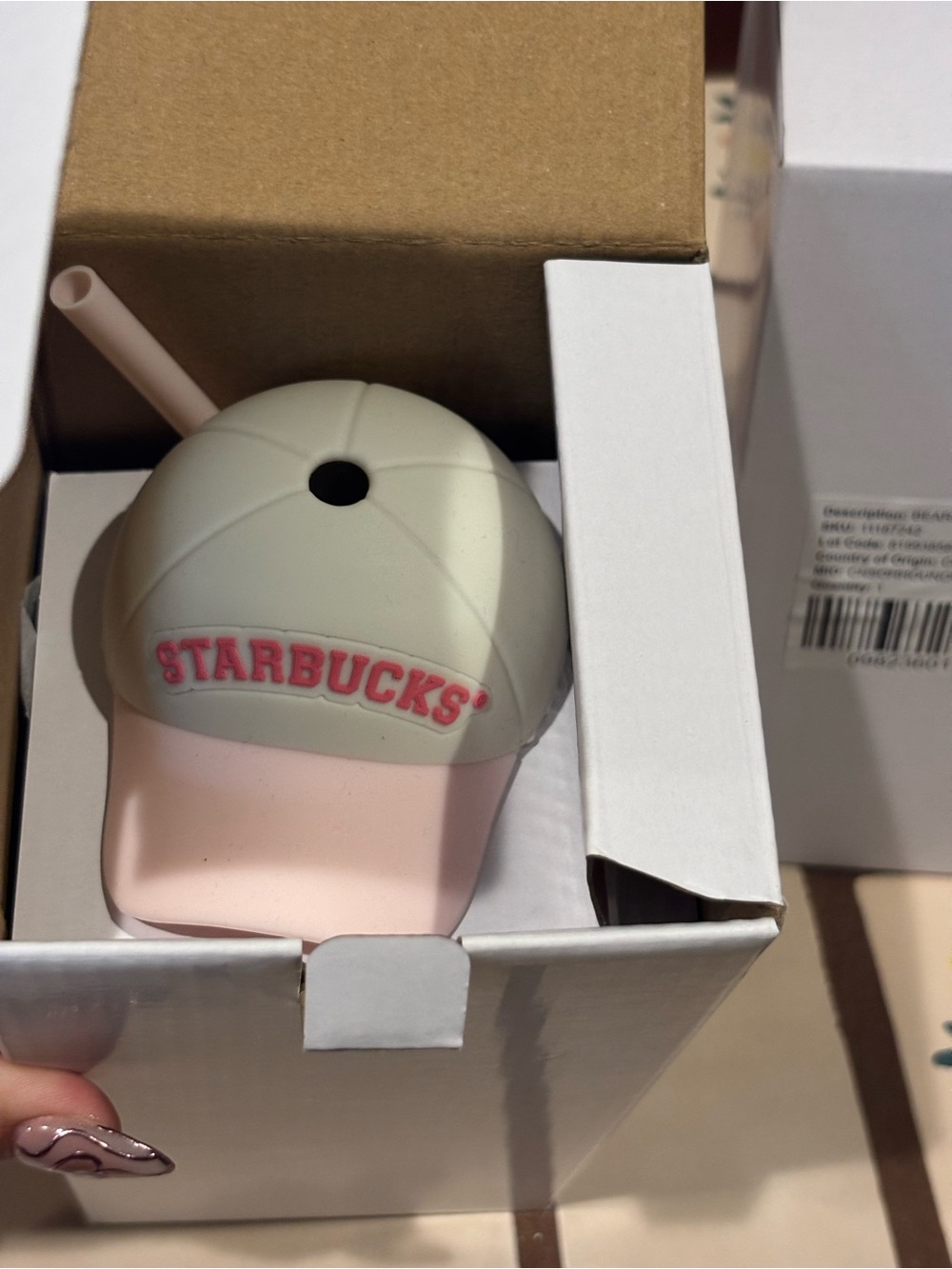Starbucks Limited Edition Bearista Cup with Cap and Pink Strawberry Straw topper - Picture 7 of 7